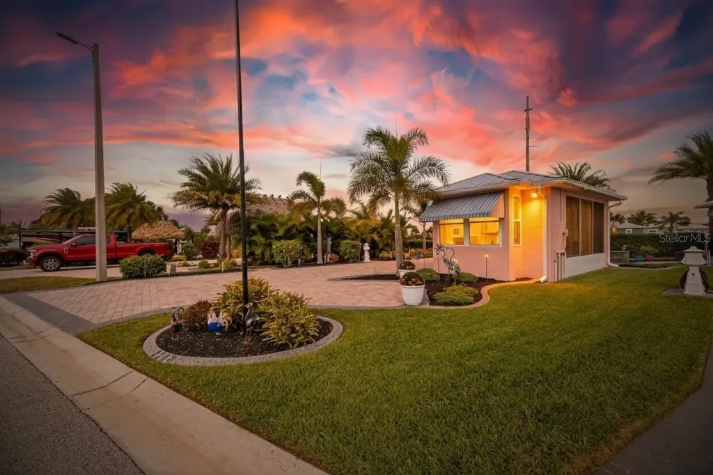3283 Red Tail Hawk Drive Polk City FL 33868