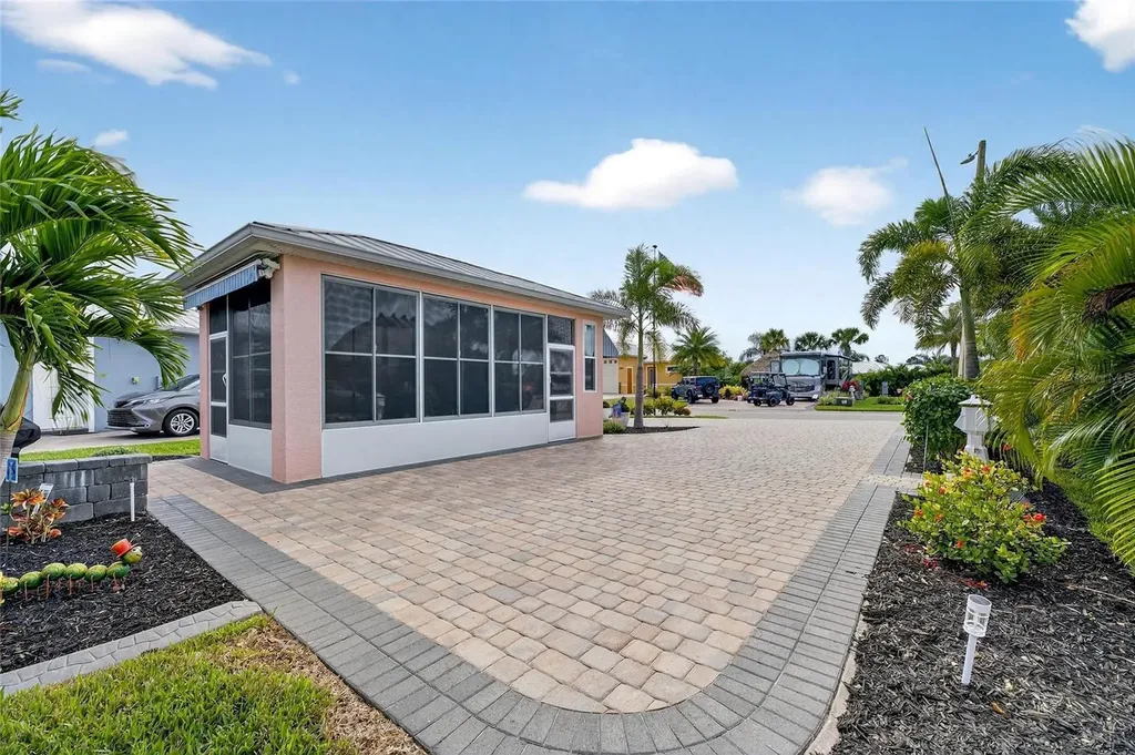 3283 Red Tail Hawk Drive Polk City FL 33868