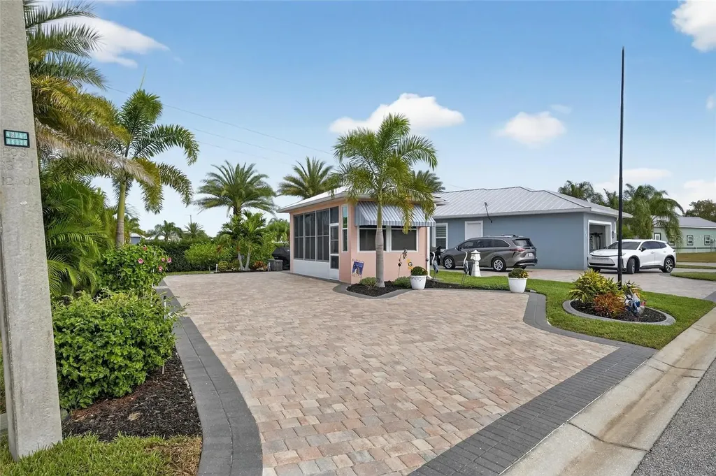 3283 Red Tail Hawk Drive Polk City FL 33868