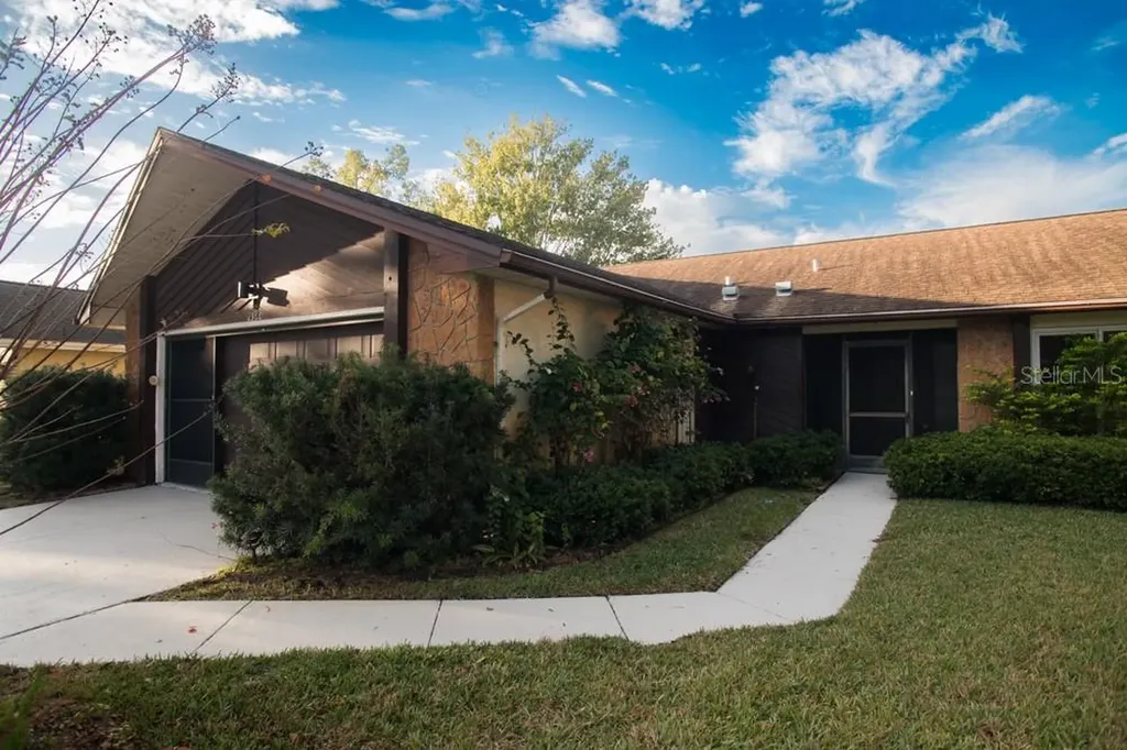 1350 Glengarry Drive Palm Harbor FL 34684