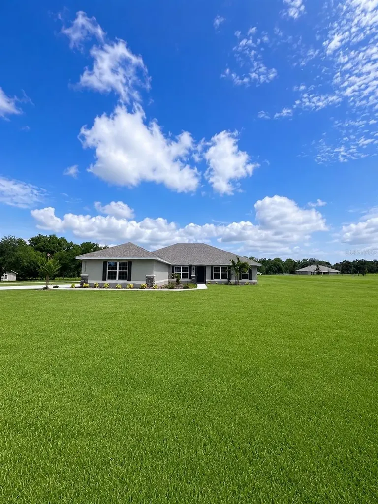 37136 Hidden View Dade City FL 33523