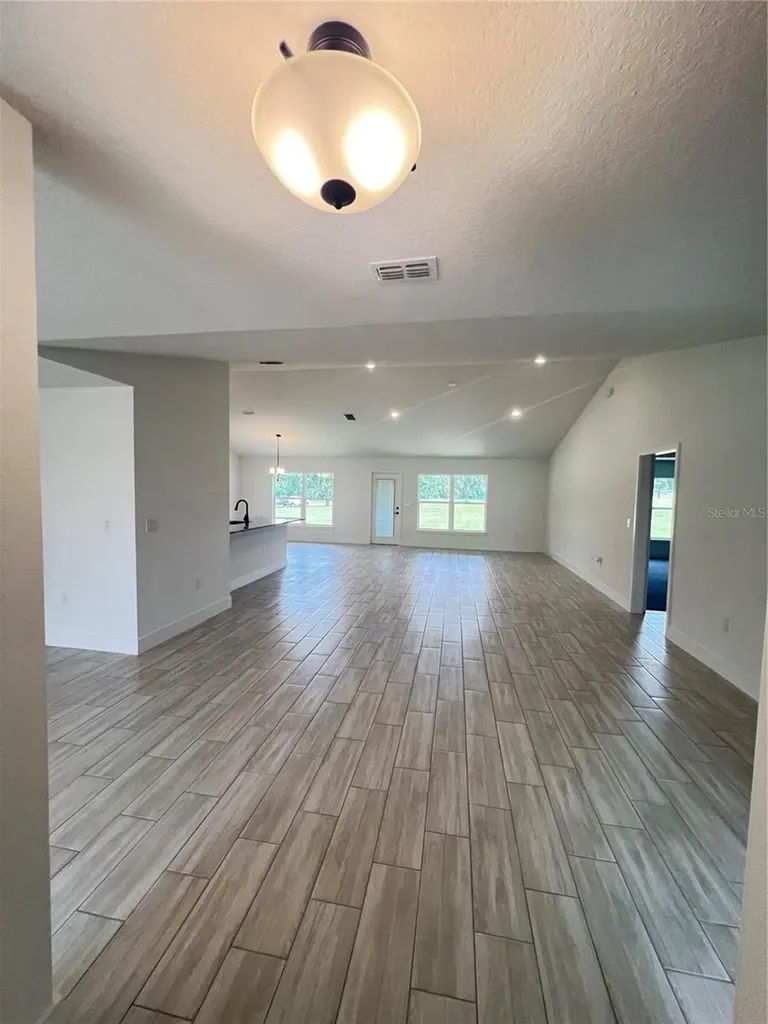37136 Hidden View Dade City FL 33523