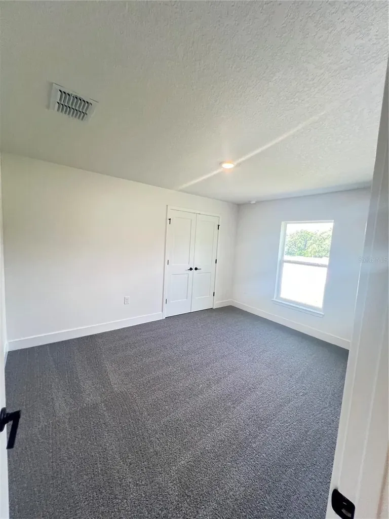 37136 Hidden View Dade City FL 33523