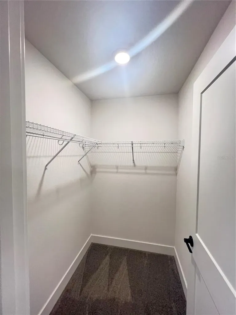 37136 Hidden View Dade City FL 33523