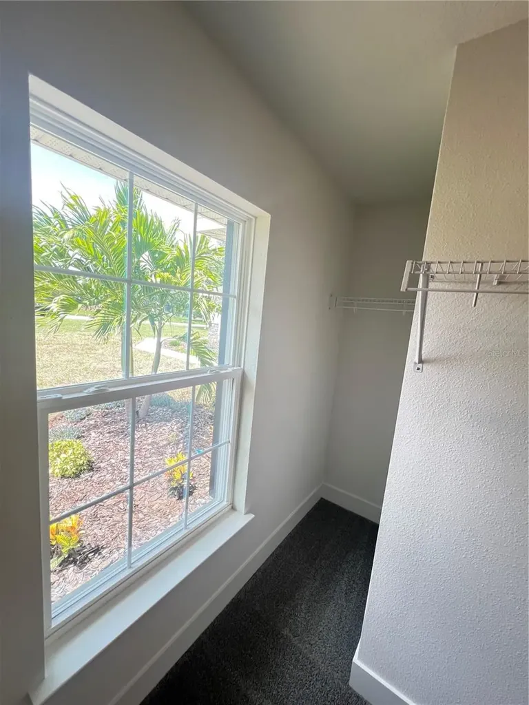 37136 Hidden View Dade City FL 33523