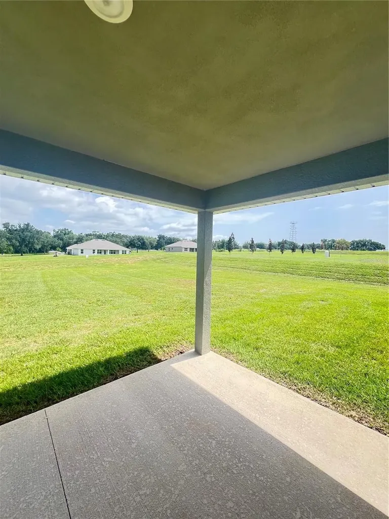 37136 Hidden View Dade City FL 33523
