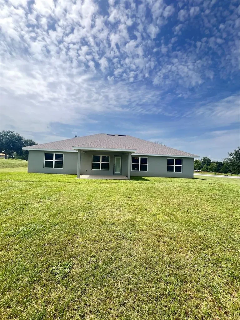 37136 Hidden View Dade City FL 33523