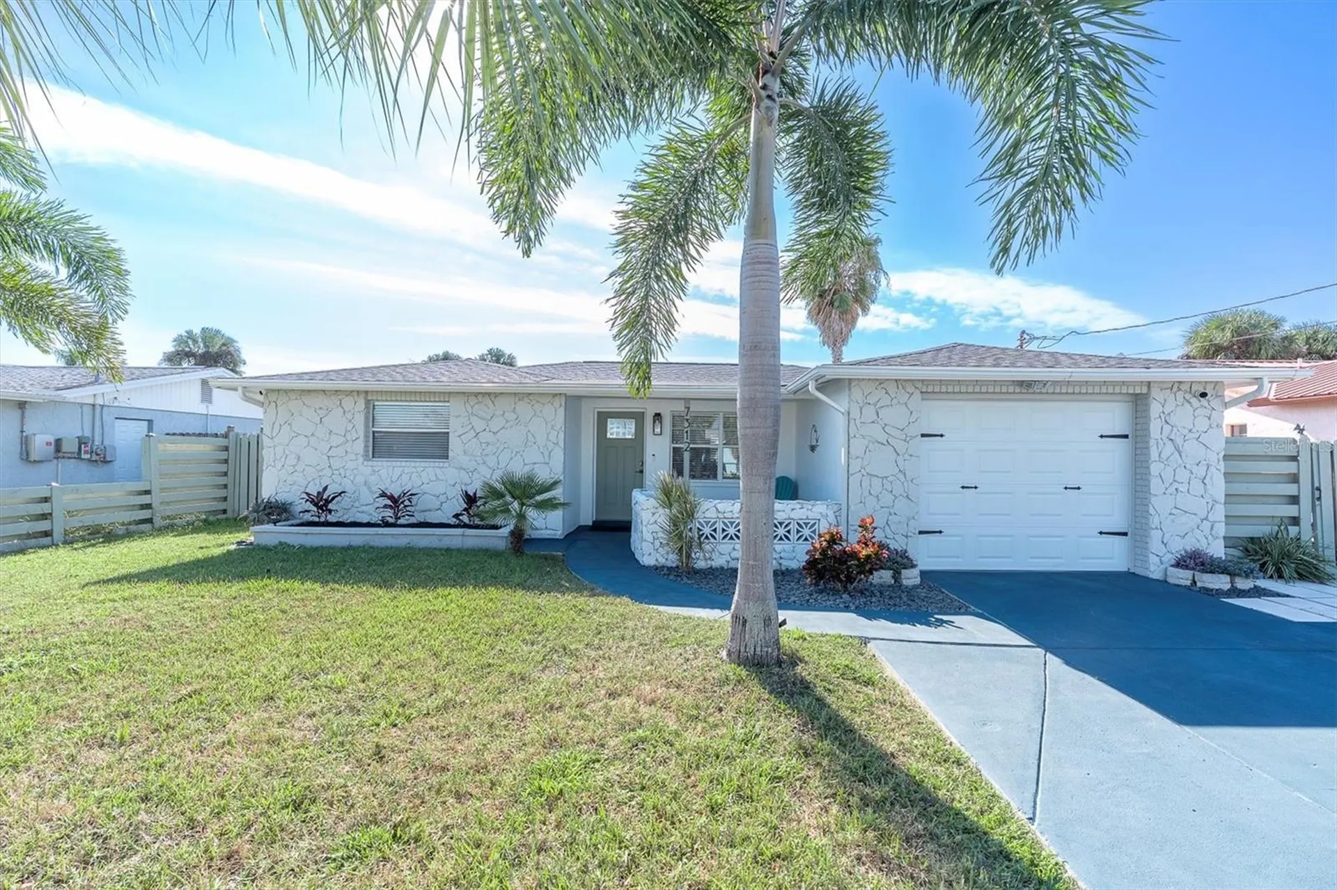7312 Mako Drive Hudson FL 34667