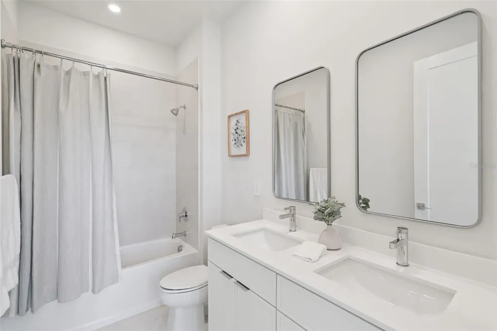 447 Skyfield Court Lady Lake FL 32159
