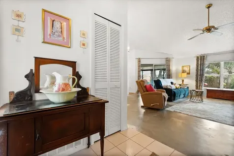 4814 Myrtle Bay Drive Orlando FL 32829