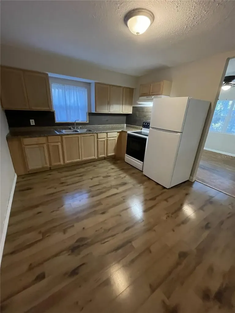 2911 N Woodrow Avenue Tampa FL 33602