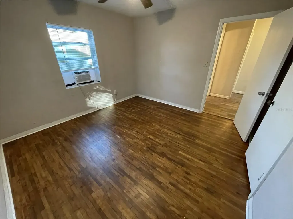 2911 N Woodrow Avenue Tampa FL 33602