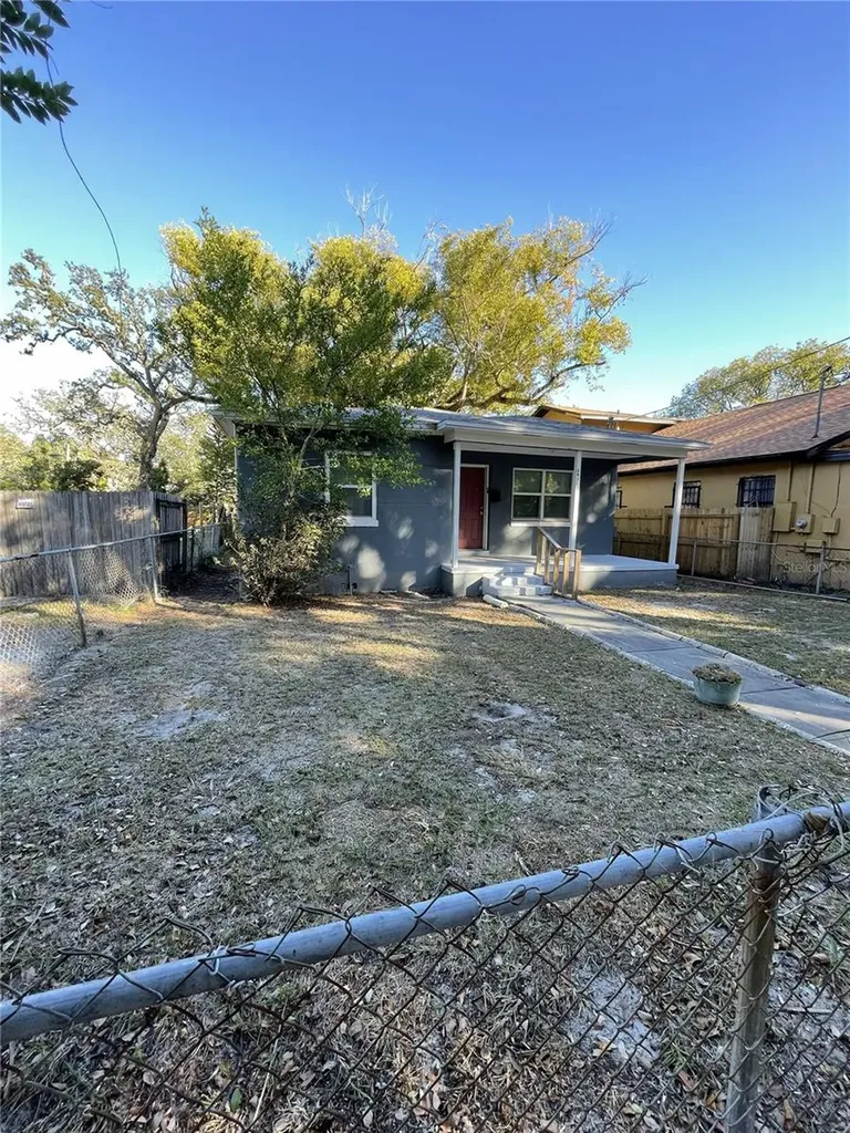 2911 N Woodrow Avenue Tampa FL 33602