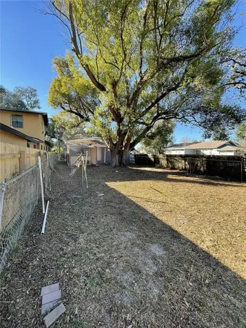 2911 N Woodrow Avenue Tampa FL 33602
