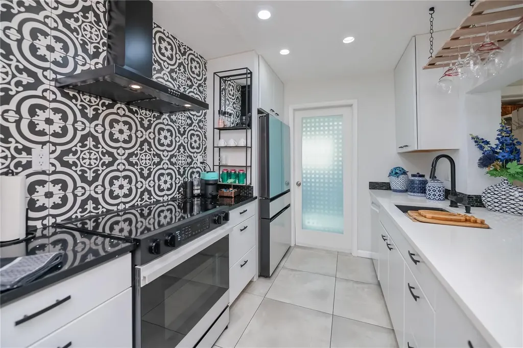 443 Belmont Avenue Venice FL 34293