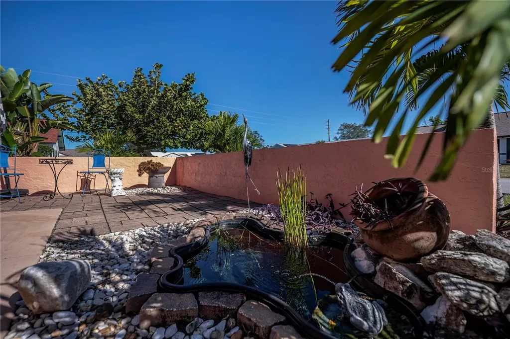 443 Belmont Avenue Venice FL 34293