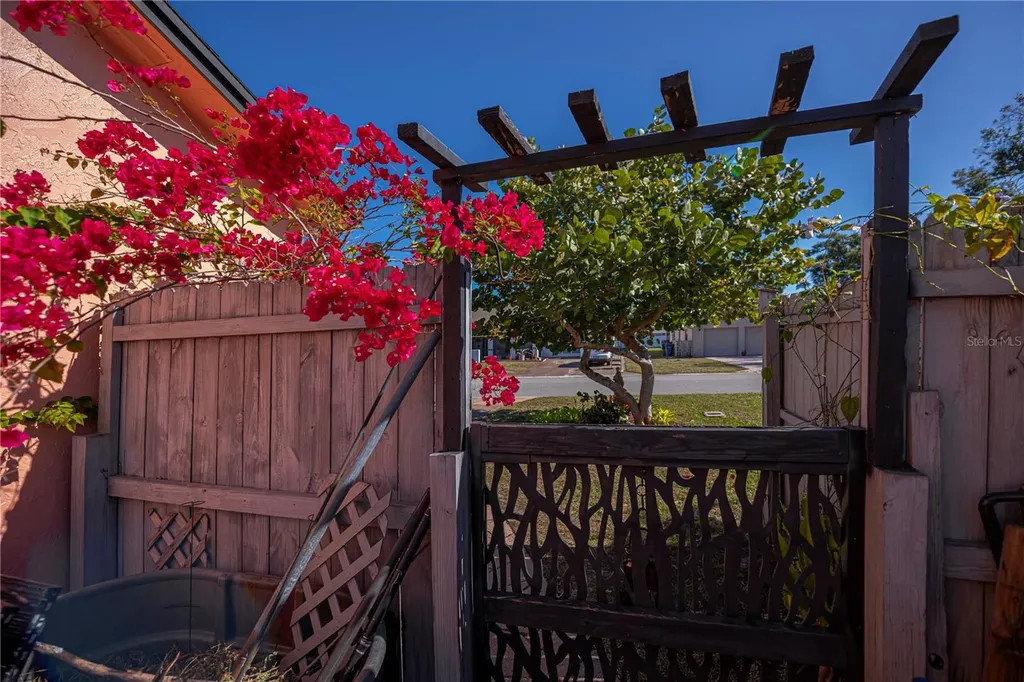 443 Belmont Avenue Venice FL 34293