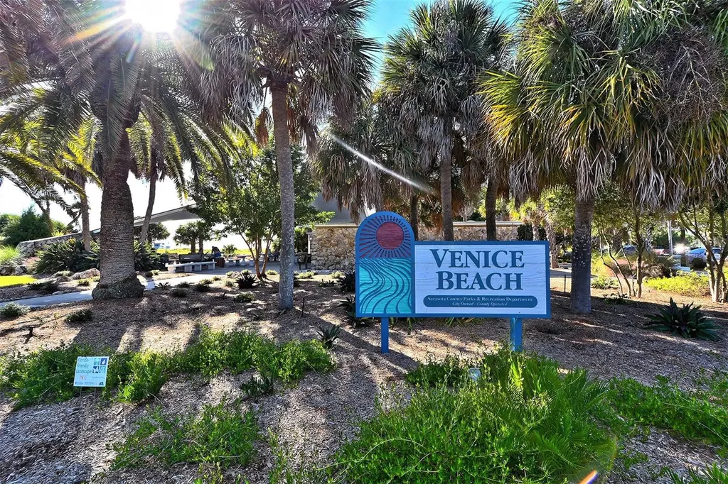 443 Belmont Avenue Venice FL 34293