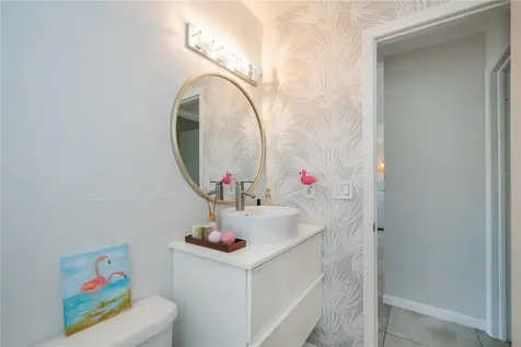443 Belmont Avenue Venice FL 34293