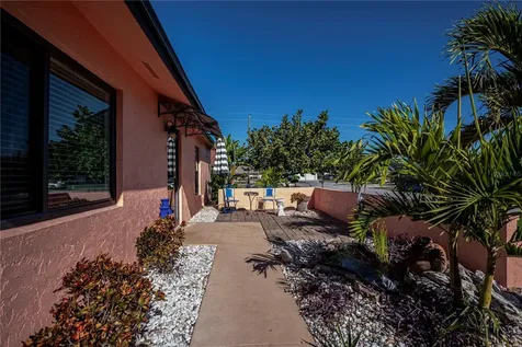 443 Belmont Avenue Venice FL 34293