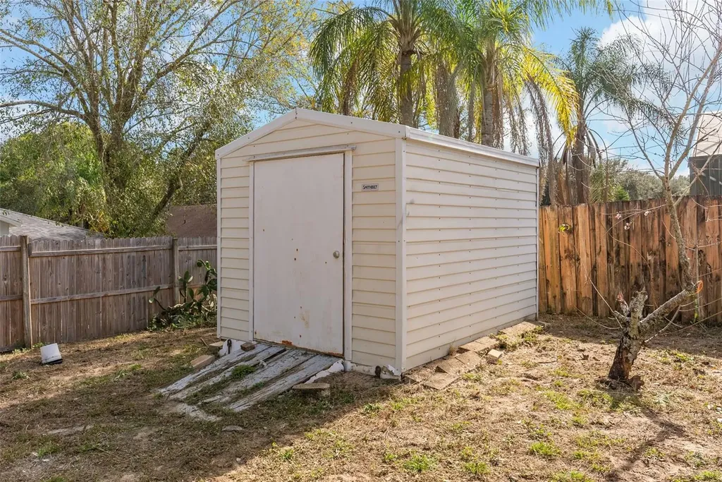 226 Jessamine Drive Davenport FL 33837