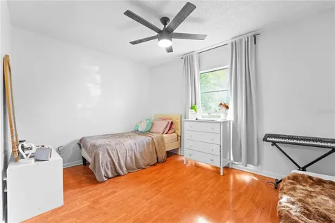 7523 Barry Road Tampa FL 33634