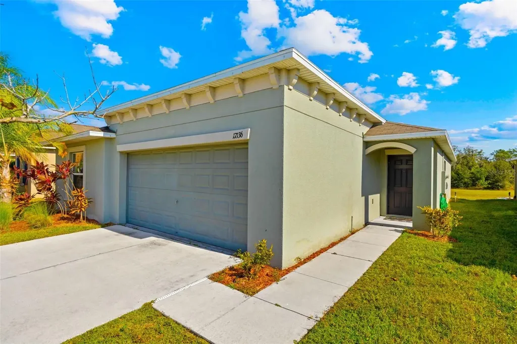 17136 White Mangrove Drive Wimauma FL 33598