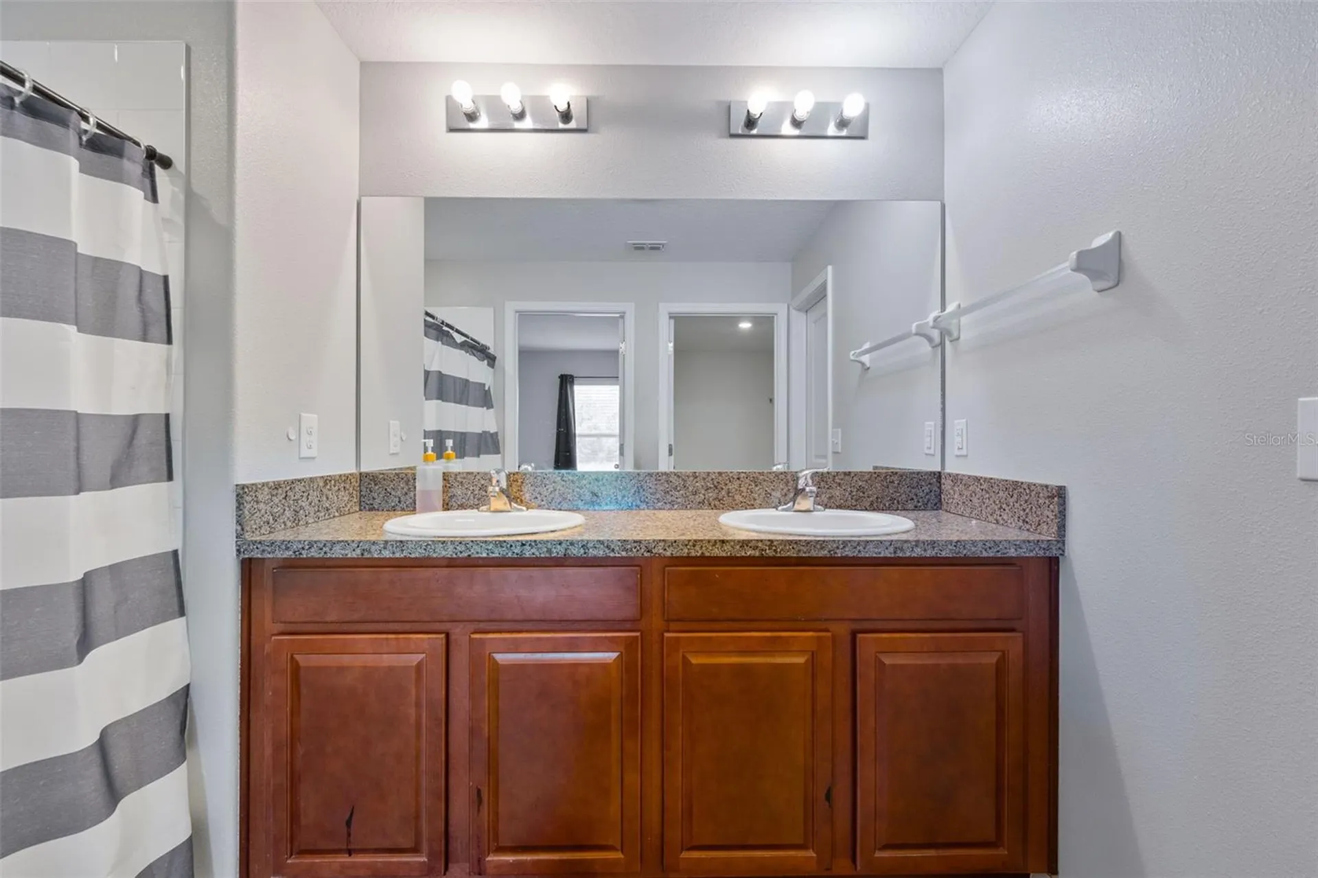 17136 White Mangrove Drive Wimauma FL 33598