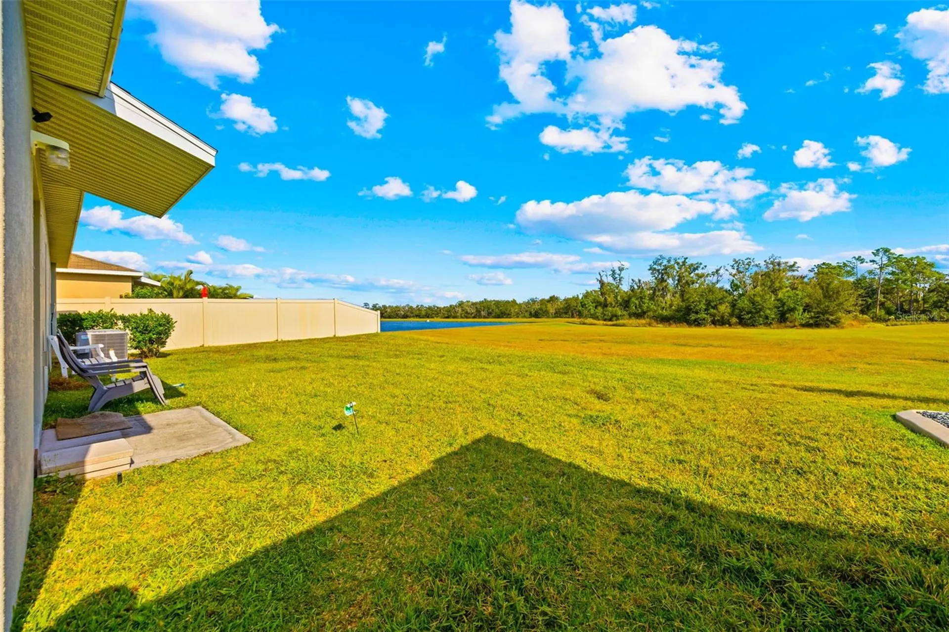 17136 White Mangrove Drive Wimauma FL 33598