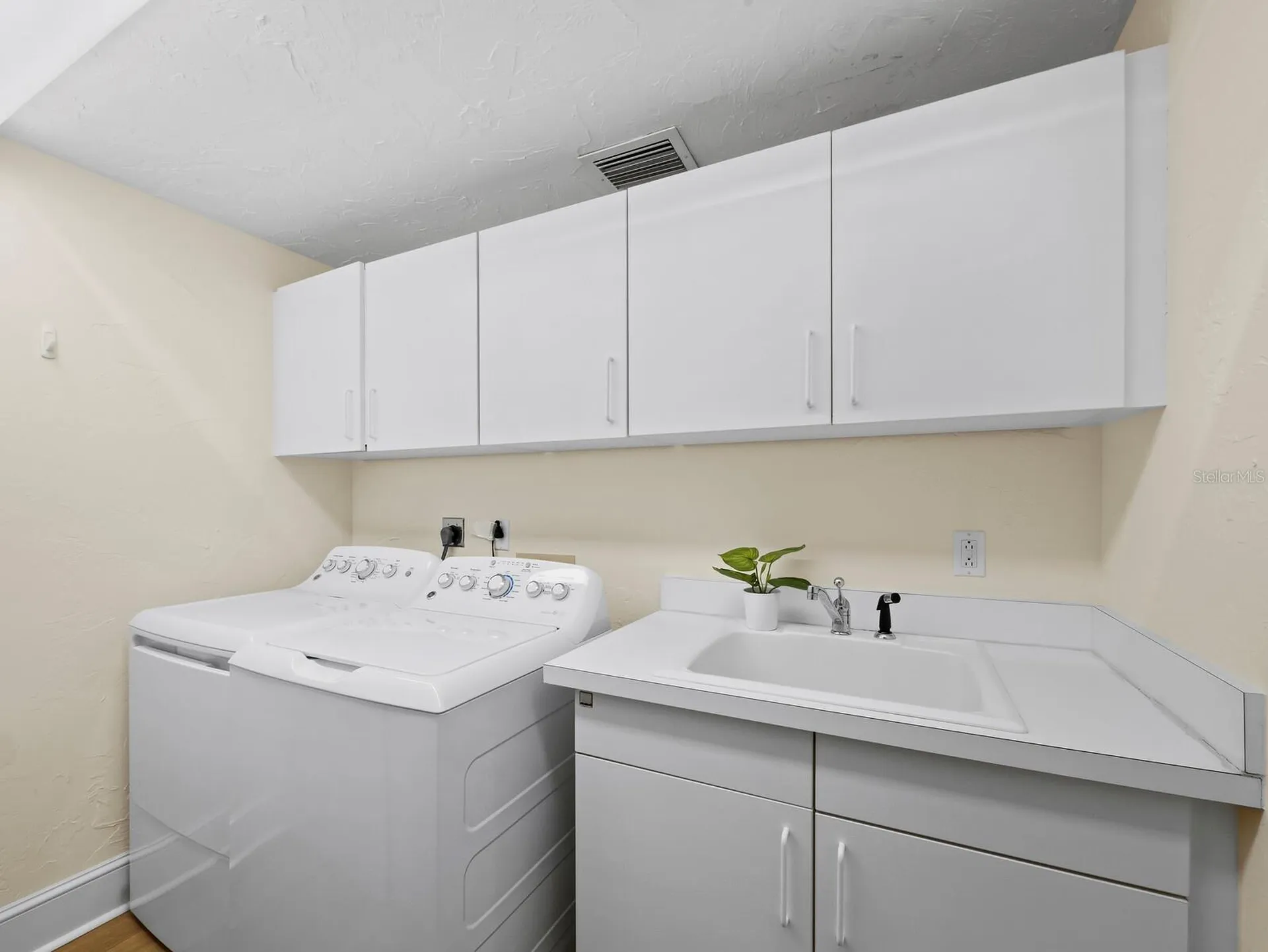 3040 Grand Bay Boulevard Longboat Key FL 34228