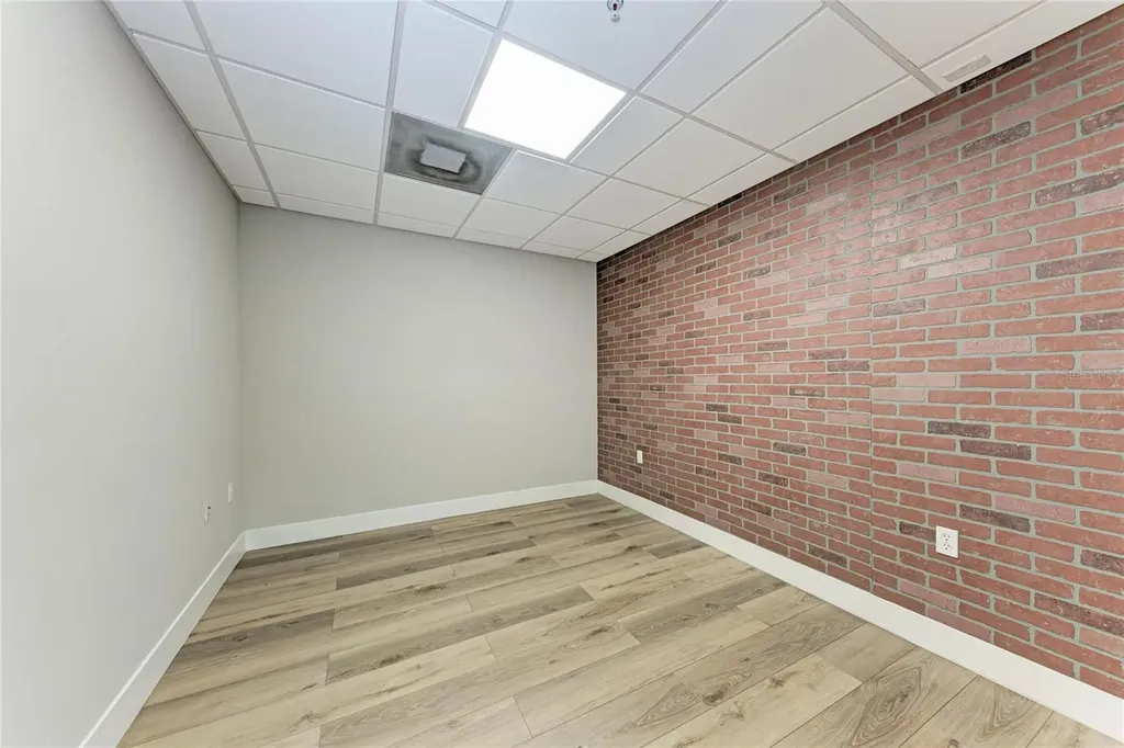 6640 26th Court E Sarasota FL 34243