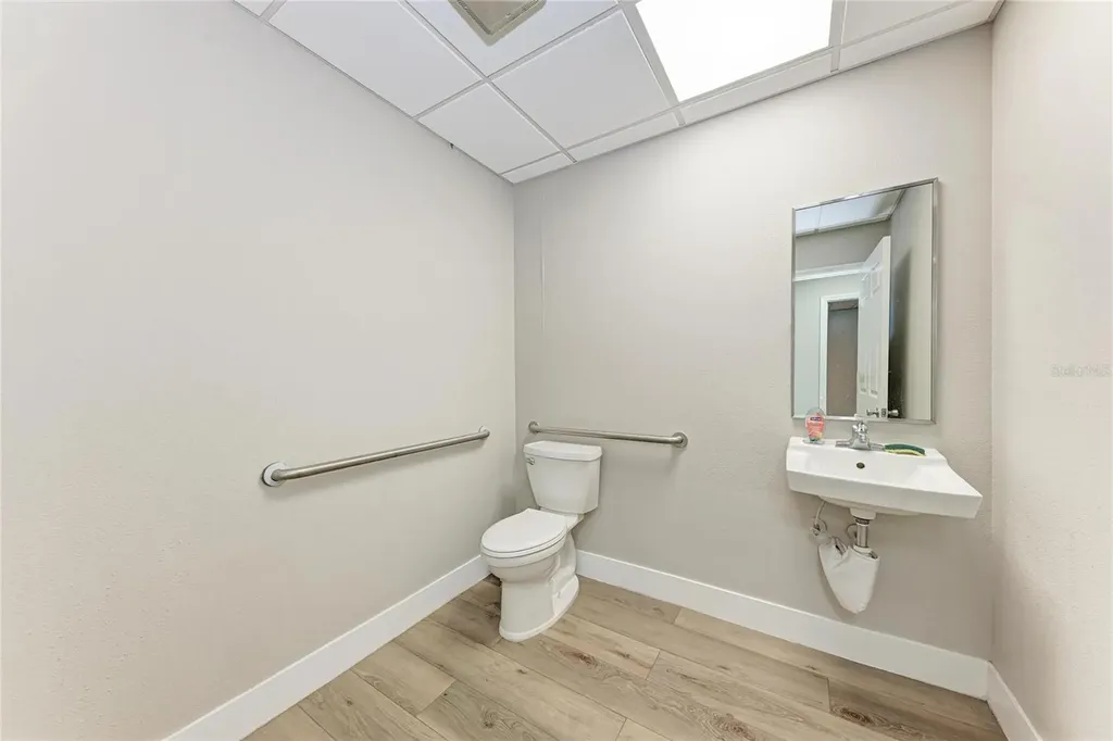 6640 26th Court E Sarasota FL 34243