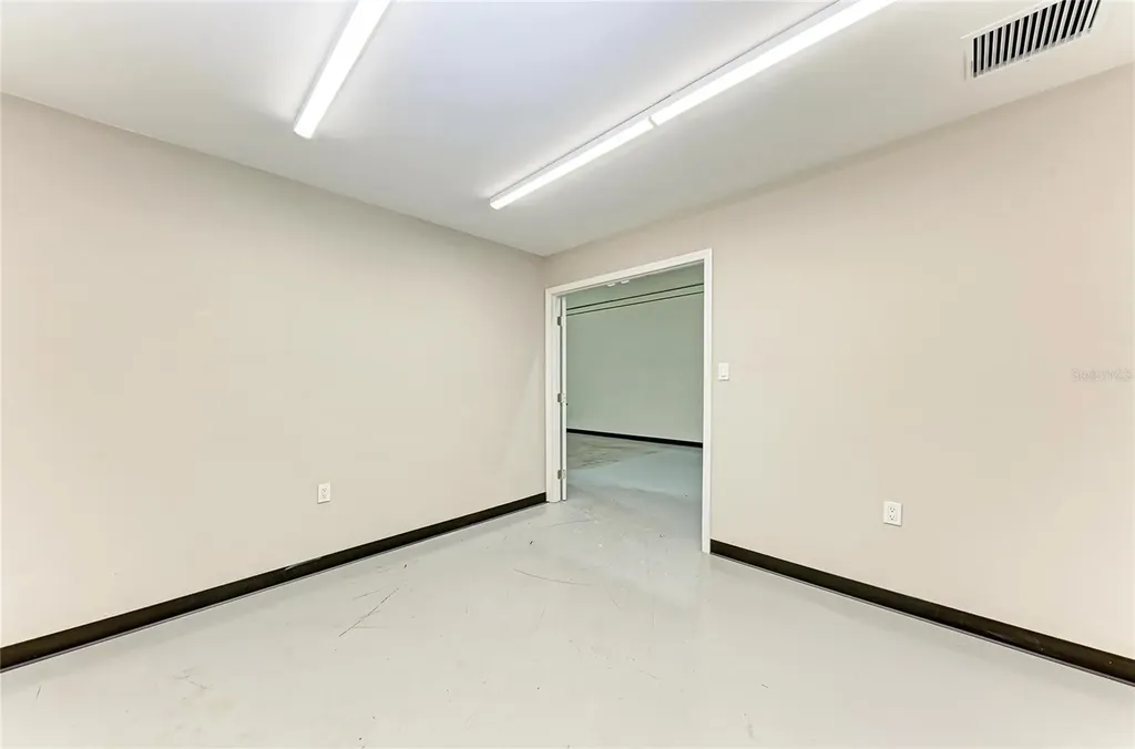 6640 26th Court E Sarasota FL 34243