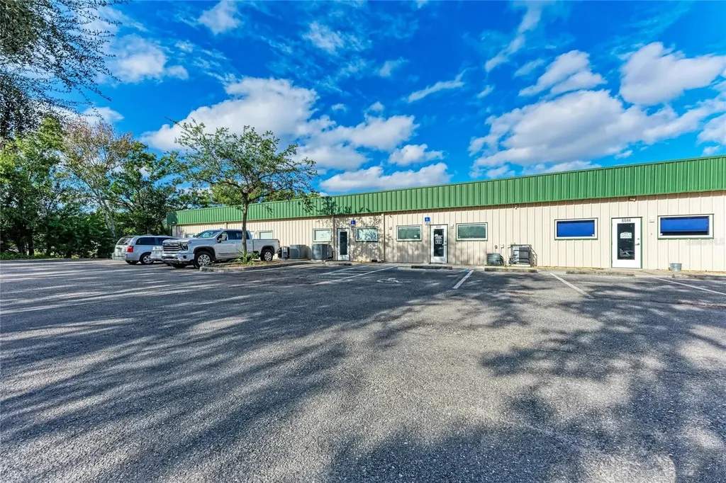 6640 26th Court E Sarasota FL 34243