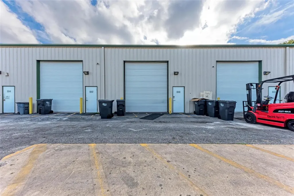 6640 26th Court E Sarasota FL 34243