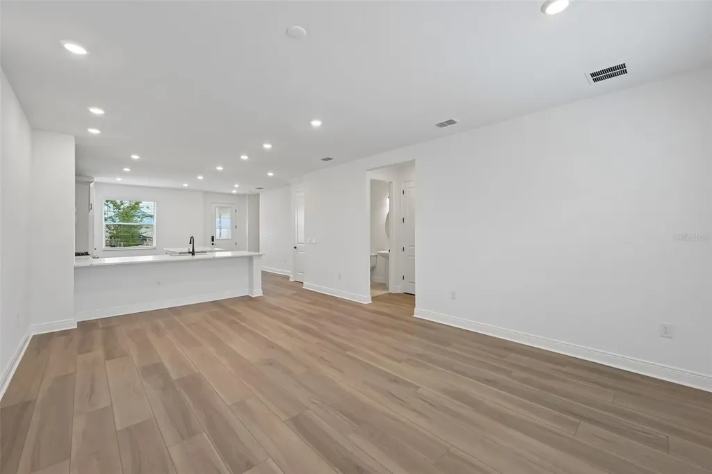8229 Seaflower Parkway Bradenton FL 34210