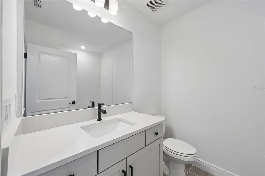 8229 Seaflower Parkway Bradenton FL 34210