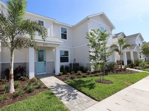 8229 Seaflower Parkway Bradenton FL 34210