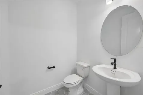 8229 Seaflower Parkway Bradenton FL 34210