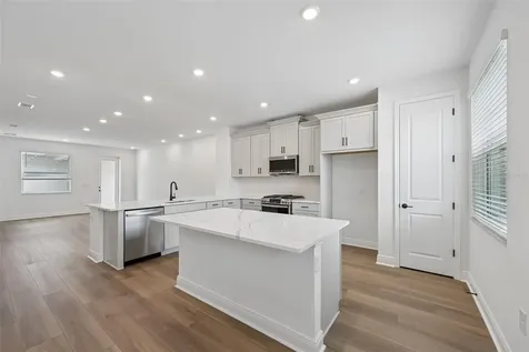 8229 Seaflower Parkway Bradenton FL 34210