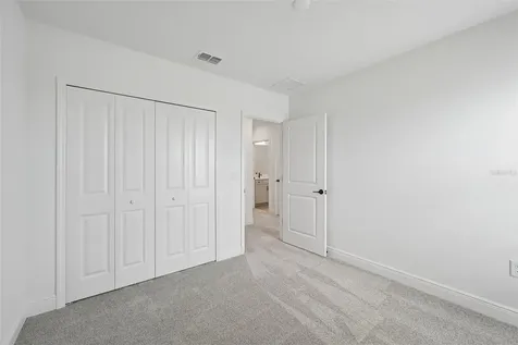 8229 Seaflower Parkway Bradenton FL 34210