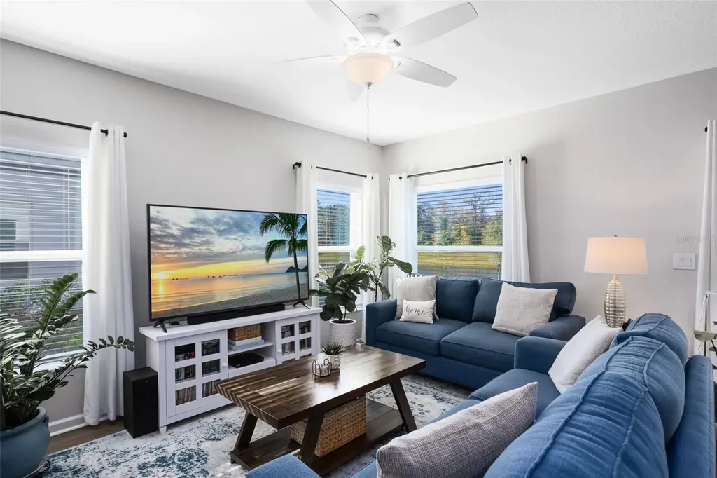 4394 Campsite Loop Orlando FL 32824