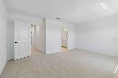 8119 Seaflower Parkway Bradenton FL 34210