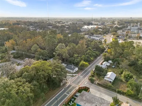702 SE 8th Street Gainesville FL 32601