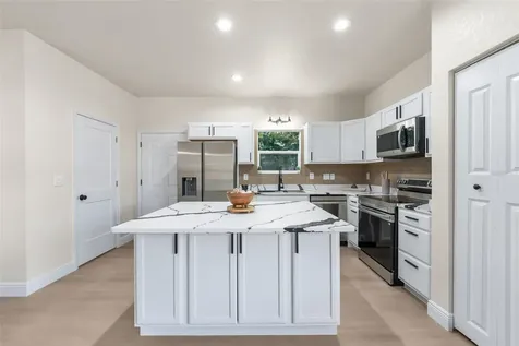 702 SE 8th Street Gainesville FL 32601