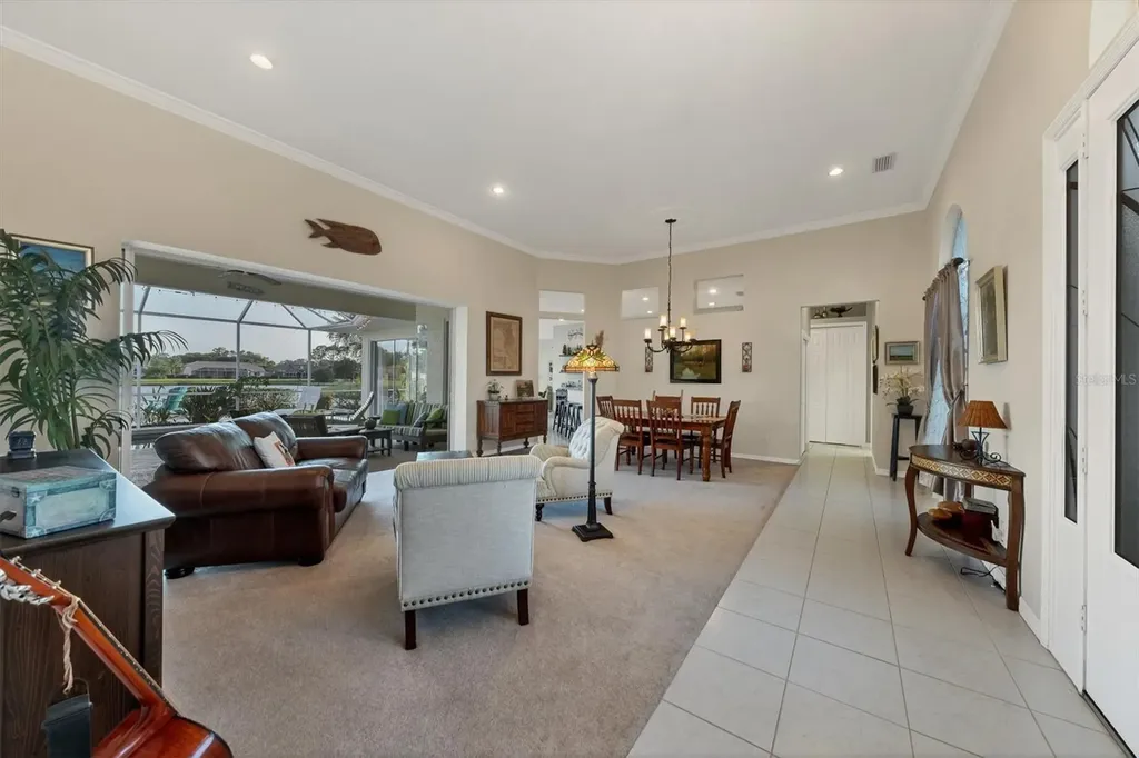 9910 Laurel Valley Avenue Circle Bradenton FL 34202