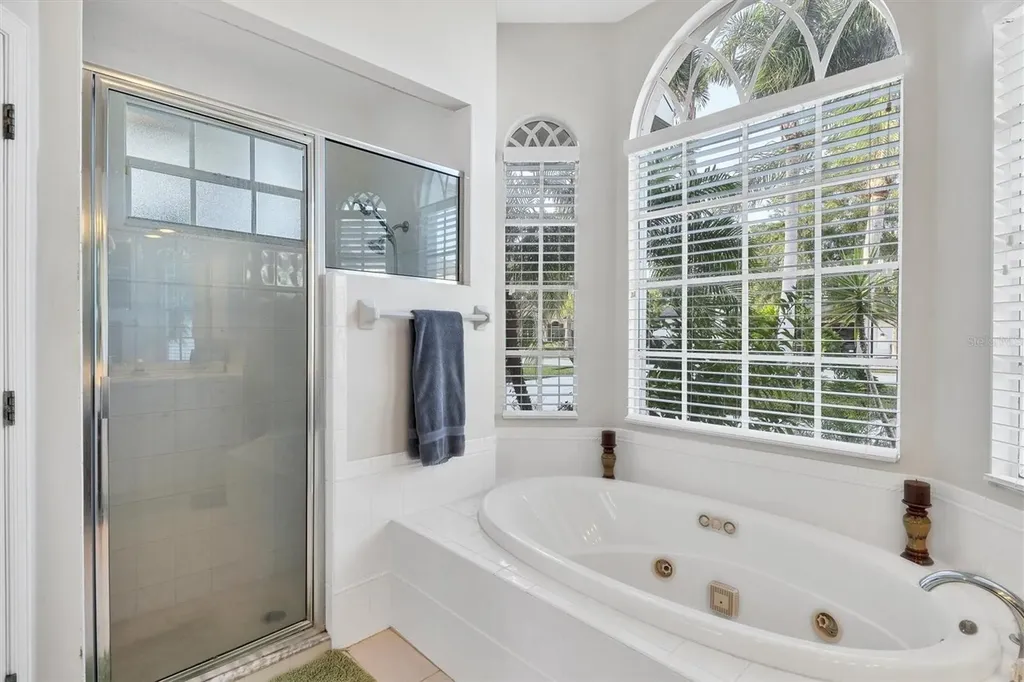 9910 Laurel Valley Avenue Circle Bradenton FL 34202