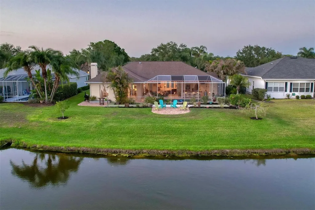 9910 Laurel Valley Avenue Circle Bradenton FL 34202