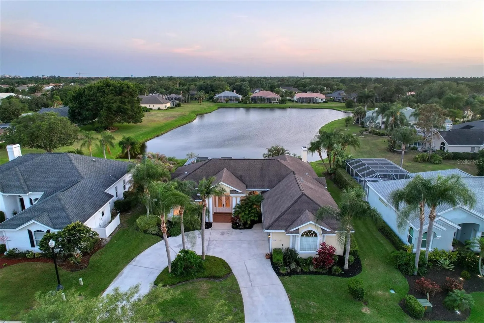 9910 Laurel Valley Avenue Circle Bradenton FL 34202