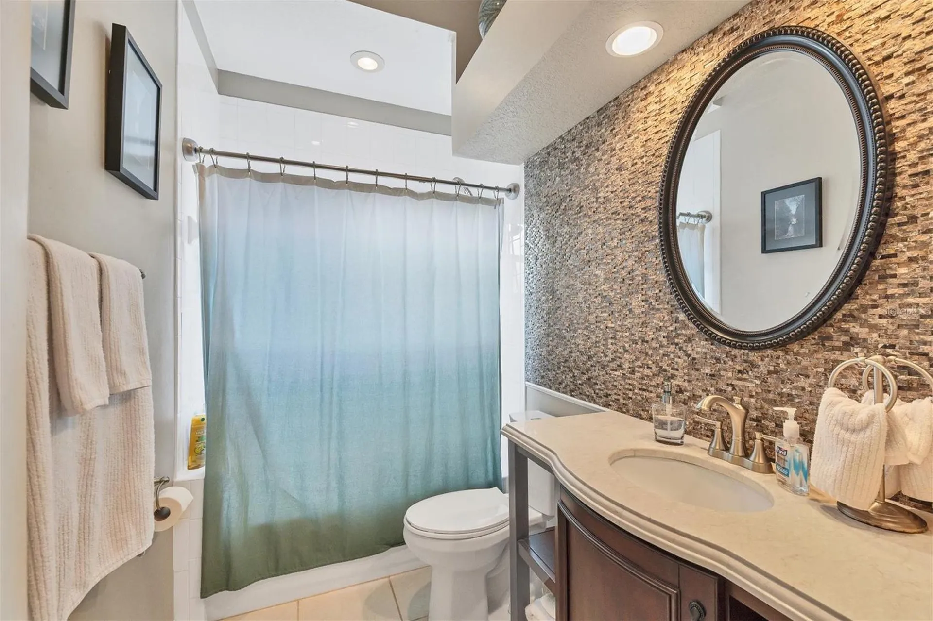 9910 Laurel Valley Avenue Circle Bradenton FL 34202